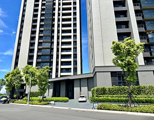 太普美術海"溫馨裝潢2+1房平車 - Image 1