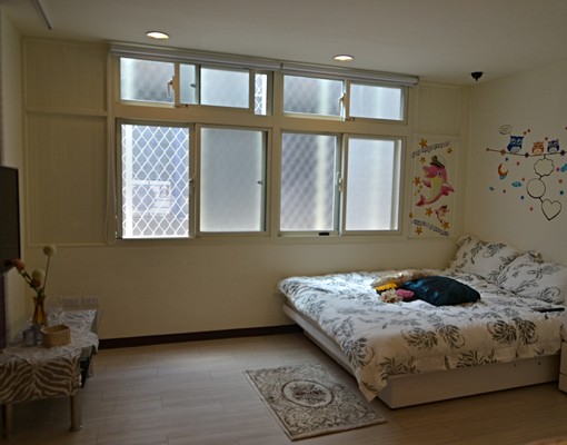 環球購物中心*採光通風*簡易廚房*獨立洗 - Image 1