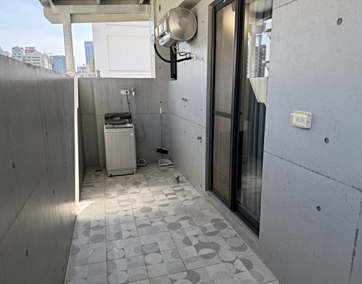 全新完工單戶層電梯陽台獨洗代收近捷運 - Image 9