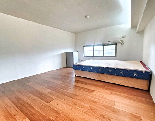 巧克力社區✨乾淨明亮小套房|安全社區包裹代收|生活機能超方便 - Image 3