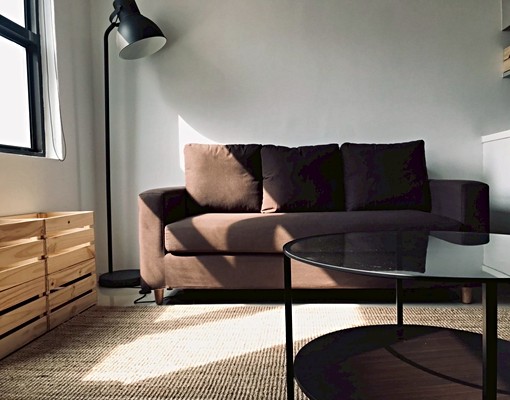 承寬名摩樓中樓套房★正市中心★輕質感裝潢★24小時警衛管理 - Image 1