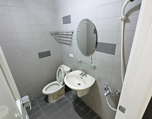 濟南大學♡台電計♡可租屋補助♡寵物世界♡陽台獨曬♡南屯捷運♡ - Image 9