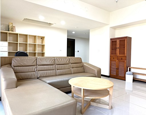 近高鐵→溫馨兩房車×生活機能佳【歡迎看屋】 - Image 1