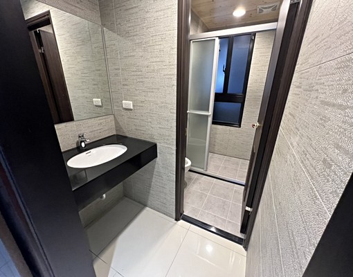 楠梓區【昆廷馥御】高樓層【租金24000】 - Image 12