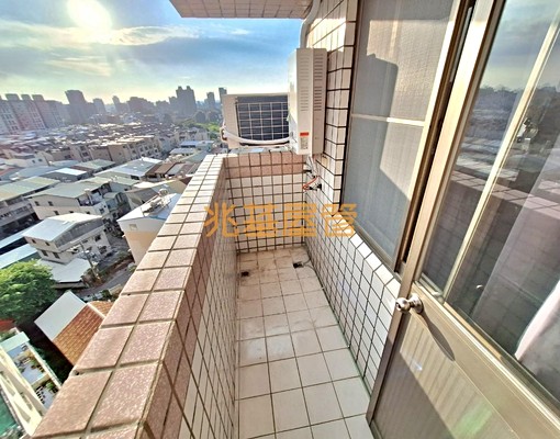 兆基社會住宅🏠潭子頭家國小超大三房有車雙租補 - Image 10