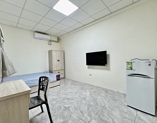 【搶手可租補】潭子車站旁│超大2房│獨洗獨曬傢俱電全配! - Image 4