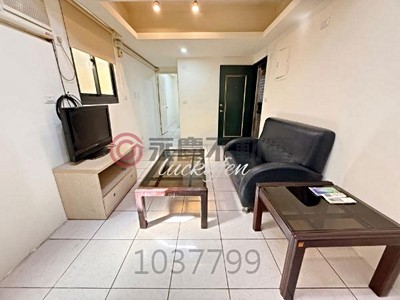 急售~中區大都會電梯大套房｜可隔成兩房投報比更高