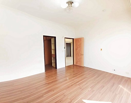 專租~南屯捷運站旁~大4房平車~近秀泰百貨~住在公園裡的家 - Image 5