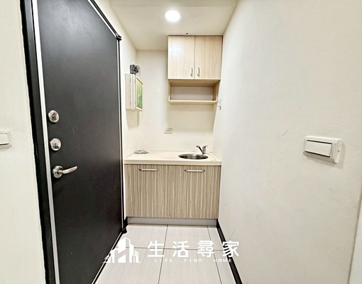 近新光遠百💖電梯大樓✨可租補✨類一房一廳✨衛浴乾濕分離❗️ - Image 4