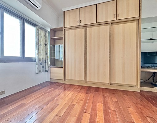 ⭐小資最愛⭐明峰商圈~濱湖採光電梯套房~台水台電24H管理 - Image 3