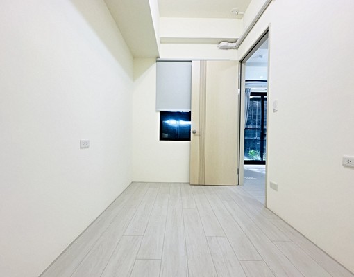 岡山/近高醫樂購/鳳凰信義/全新2+1房附車位【出租】 - Image 6