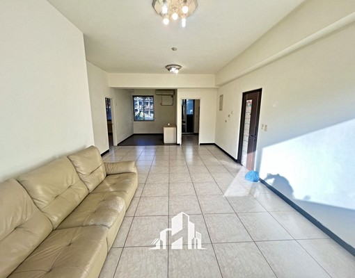 近逢甲商圈＃超值大３＋１房＃可租補＃可開伙＃台水台電 - Image 9