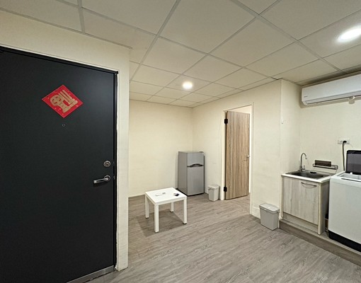 新埔站|精裝2房1廳|可租補報稅|可寵物| - Image 1