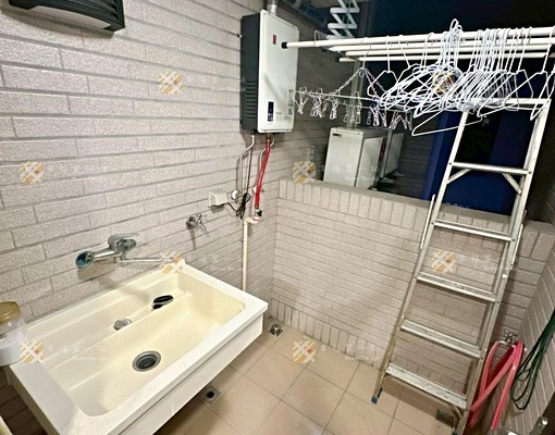 北屯高樓層3房｜可租補入戶籍｜含車管｜近葳格學校 - Image 15