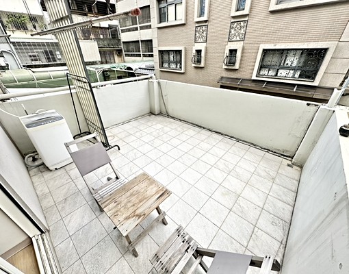 🉑雙租補✨近美術館南屯✨免爬高✨大露台✨獨洗曬✨室內機車位 - Image 9