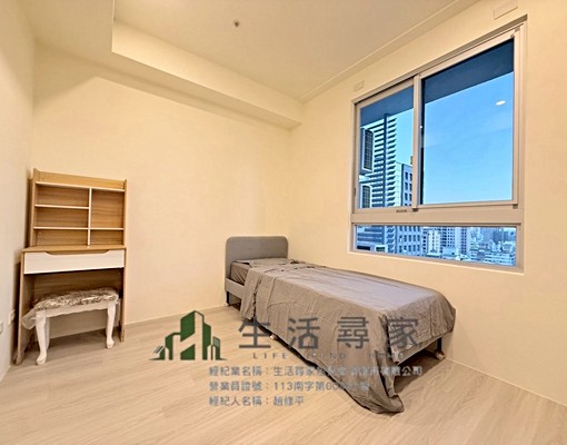 近公益商圈＃質感小豪宅美兩房＃傢俱全配＃平車需租 - Image 5