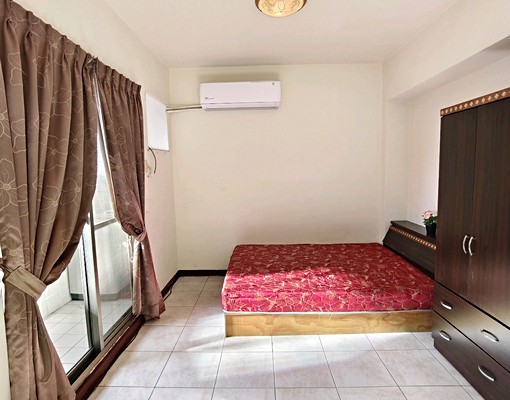 租補正中清路曉明女中旁，雙陽台，大面寬，台水電 - Image 2