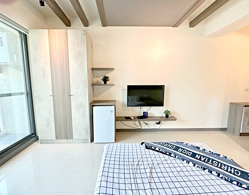 東海中科💕陽台獨洗曬✨乾溼分離✨超級大空間✨機車位 - Image 4