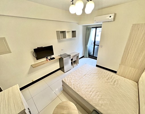 🔱總站夜市🔱精緻裝潢獨立陽台洗衣機🔱可雙租補電梯套房 - Image 3