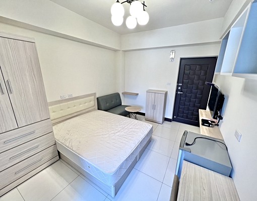 🔱總站夜市🔱精緻裝潢獨立陽台洗衣機🔱可雙租補電梯套房 - Image 2