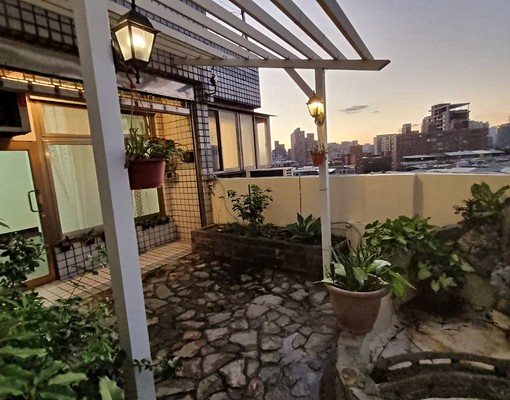 中和莊敬路華廈RC頂樓加蓋 - Image 1