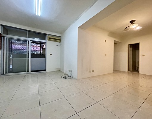 限時優惠｜一中商圈｜中國醫｜莒光新城｜漂亮大三房｜可租補可貓 - Image 1