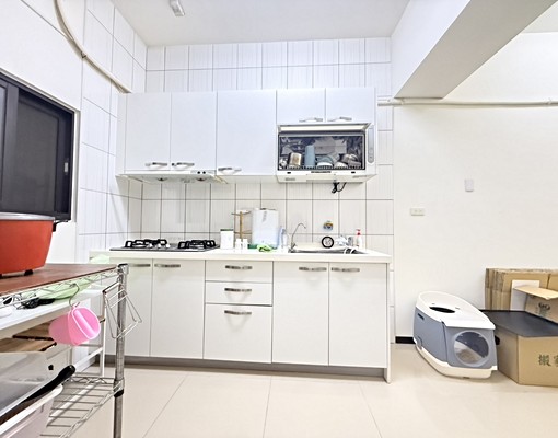 北屯區重劃區住店，【住店合一，1+2樓，可自住可當工作室】 - Image 6