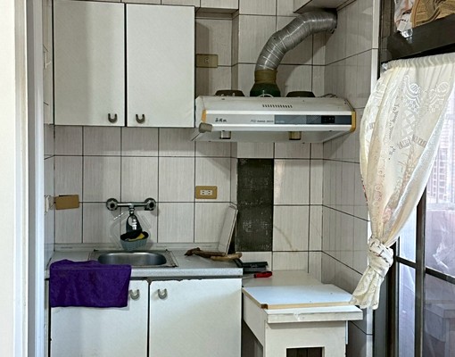 三峽大仁路有陽台套房出租1.1萬可租補-東森姐姐-林柔辰 - Image 3