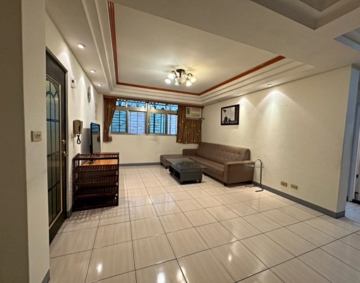 中正東路靜巷採光三房電梯宅 - Image 2