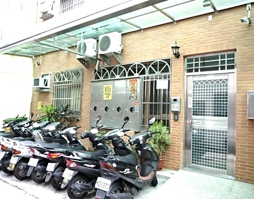 中科大、中國醫優質套房-步行到校3分鐘-可租補 - Image 6