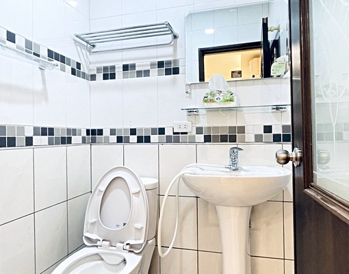 免仲介可租補~板橋國光國小中正路公寓二樓公園附近 - Image 11