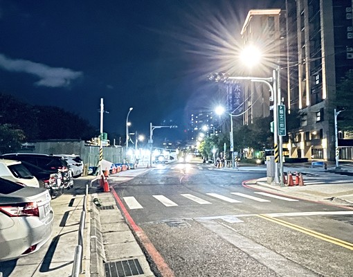 免仲介可租補~板橋國光國小中正路公寓二樓公園附近 - Image 2