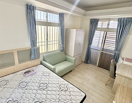 大空間可貓✨可雙租補✨機車格✨飲水機子母車✨陽台獨洗曬 - Image 3