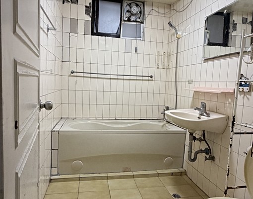 可報稅租補免仲介費~捷運輕軌如意街公寓二樓車位 - Image 14