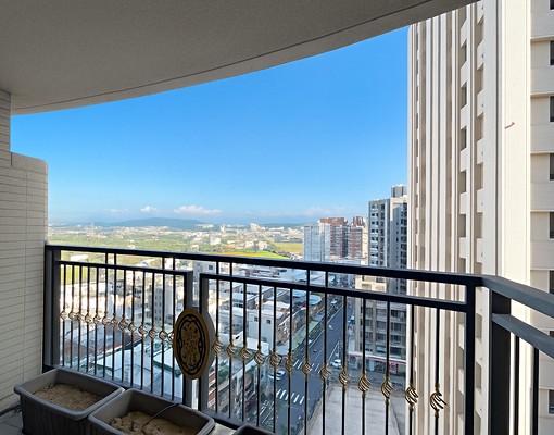 🏡豐邑一極｜關新商圈｜四房雙車位｜鄰新莊車站 - Image 1