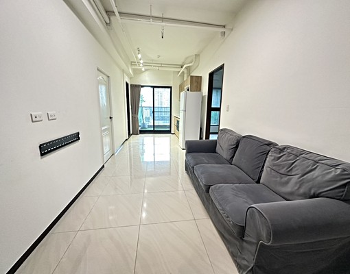 空姐嚴選✈️美術館美術白天鵝漂亮三房平車 - Image 1