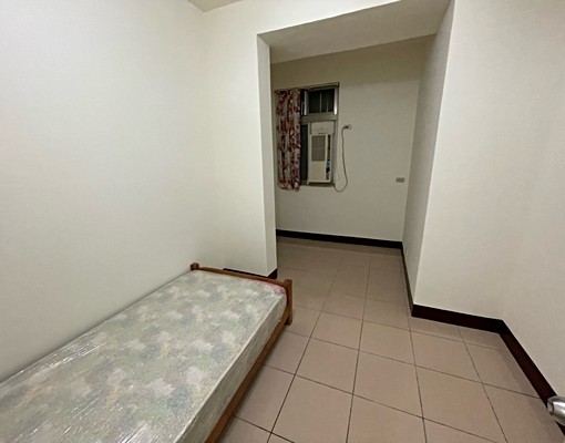 可租補~近環球購物中心美透天~誠可談 - Image 12