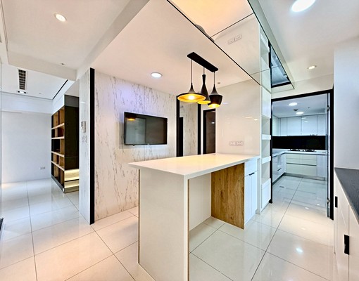 我不貴丨只是裝潢比較美丨還有雙車位丨超爆多系統櫃丨隨時看 - Image 3