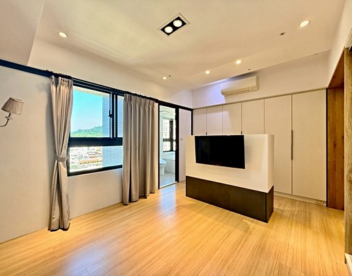 我不貴丨只是裝潢比較美丨還有雙車位丨超爆多系統櫃丨隨時看 - Image 5