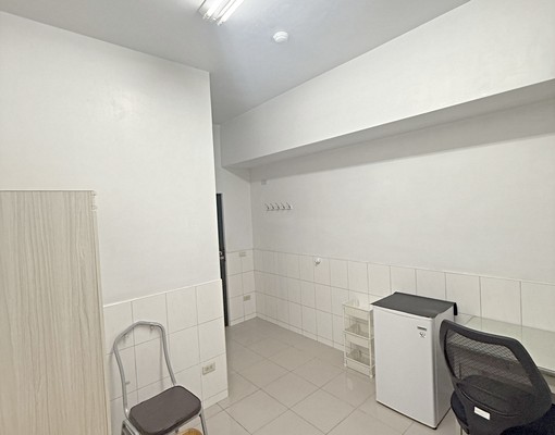 *近高應大*雄工*之室內機車位精緻套房 - Image 6