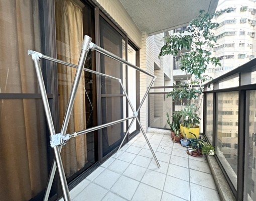 南區核心璀璨工學大三房B1柱邊平車前後陽台🉑租補大晟房屋 - Image 5