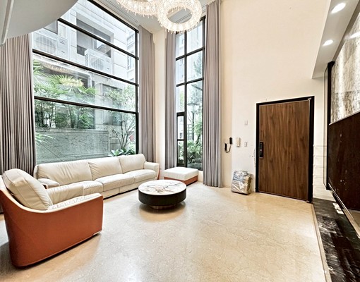 請比我愛他❤️精銳世紀溫莎七期別墅❤️可雙租補營登❤️雙車位 - Image 3