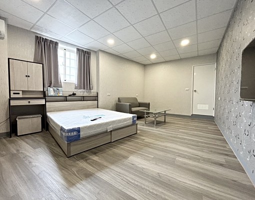 ✨可租補✨全新大套房,室內機車位✨不用追垃圾車 - Image 1