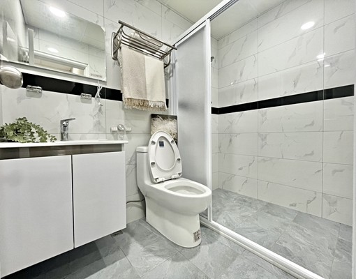 樓下美食多多✨專屬機車位✨機能超好地段佳✨一層兩戶✨採光絕佳 - Image 6