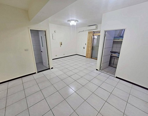 永安市場❣️空屋大空間/採光通風乾濕分離/免爬梯生活機能佳 - Image 1