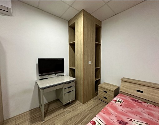 套房~草屯市區~寶島村旁~環境優~可租車位 - Image 6