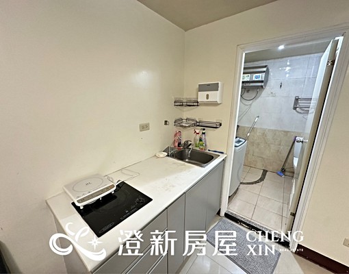 🎉近巨城/一房一廳樓中樓/台水台電/挑高不壓迫/警衛管理 - Image 8