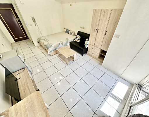 文心崇德採光大套✨台水電✨可雙租補✨獨洗陽台✨管理員✨超甜價 - Image 3