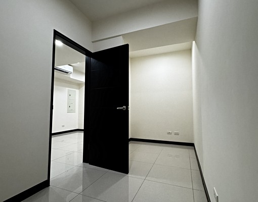 🏡世界花園全新兩房含車位，屋主自租，寵物友善❤️ - Image 11