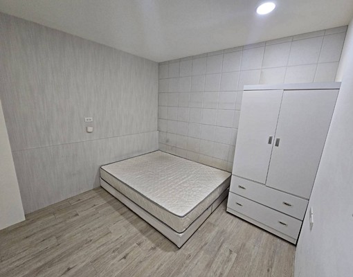 丹鳳站走路捷運約2分鐘/輔大學生生活圈/整套家具家電一應具全 - Image 8